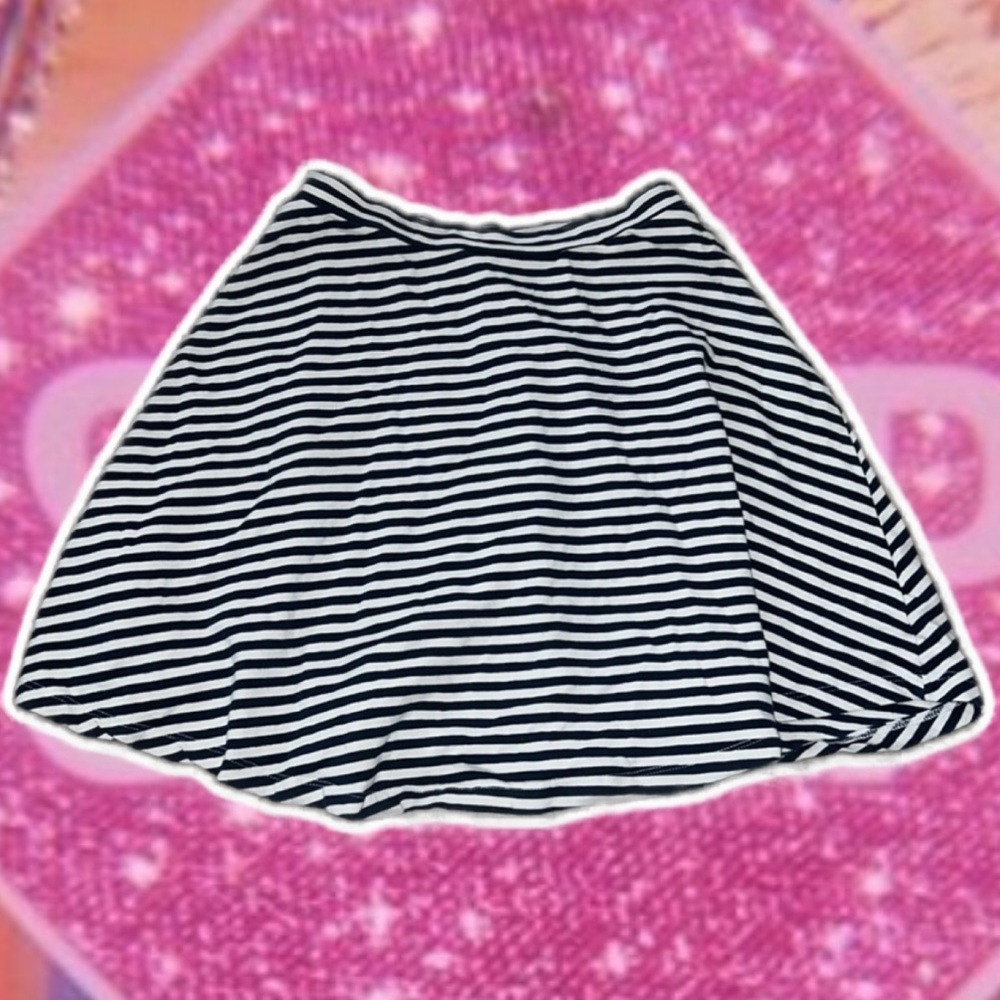 Mini skirt | Stripe style 🤍